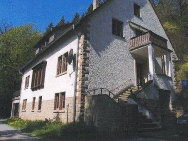 Ehemaliges Forsthaus in Alleinlage | 370 m² Wohnfläche | 3.640 m²