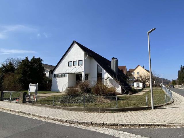 Ehemaliges Kirchengebäude in Pegnitz zu verkaufen!
