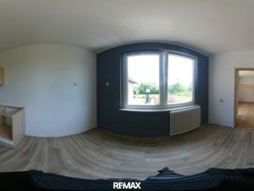Ehemaliges LANDHAUS in Burgau ruhiger Dorfrandlage