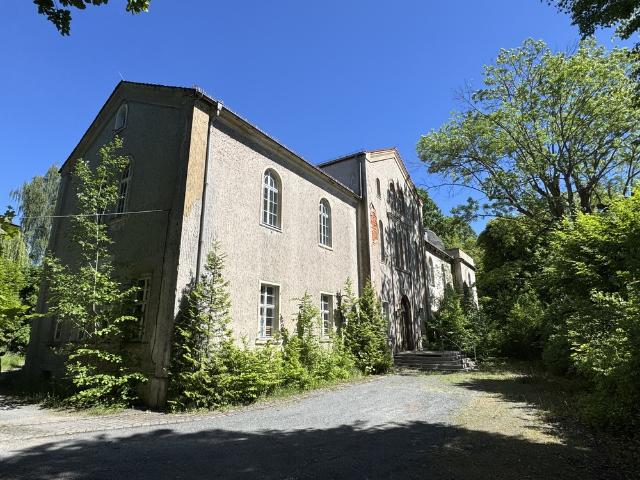 ehemaliges Pionierhaus Sanierungsobjekt