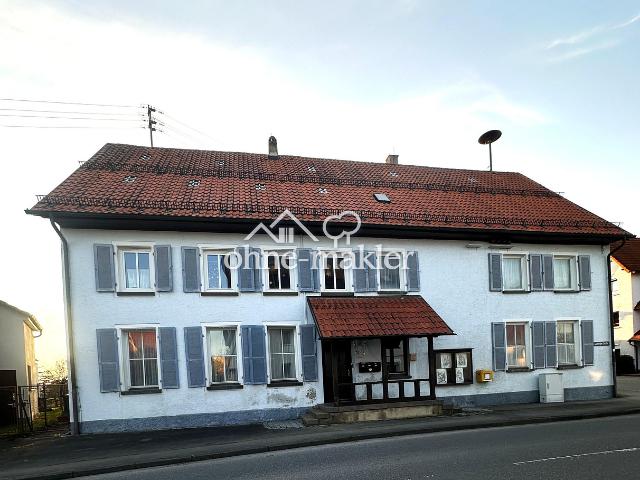 Ehemaliges Rathaus in Bad Urach Sirchingen zu verkaufen