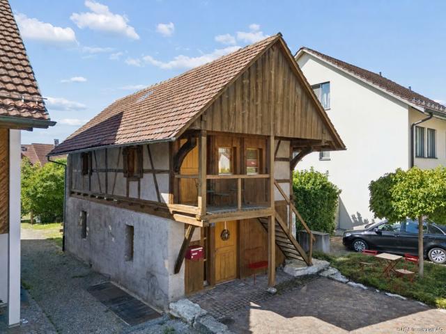 Ehemaliges Spycher Haus mit Geschichte und besonderem Charm