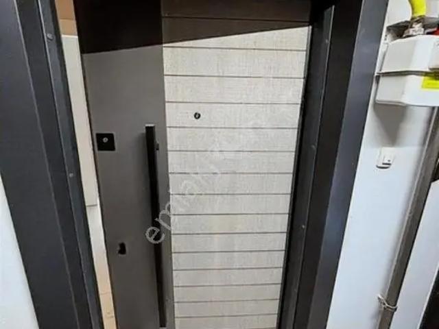 Şehit Nihat Bey Caddesi 3+1 Ultra Lüks Tadilatlı Satılık Daire