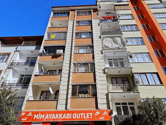 Şehit İlhanlar'da Satılık 2+1 Daire 115m², Kiracılı