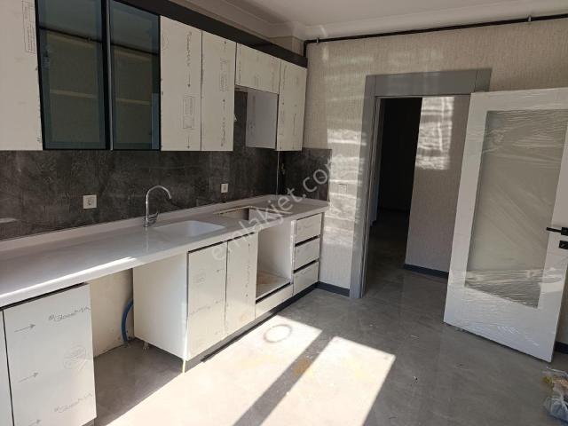 Şehit Kubilay Mah Kiralık 3+1 Yapılı Sıfır Daire