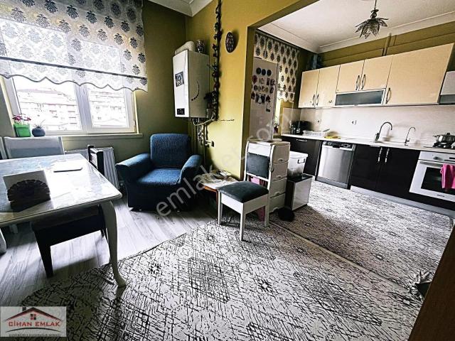 Şehit Kübilayda Karakeçili Cadde Ve Şehir Hastanesi Yakını 6+2