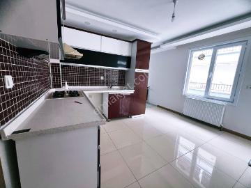 Şehit Kübilayda Selim Cadde Üstü Özlem Cadde Paraleli Kiralık 3+1