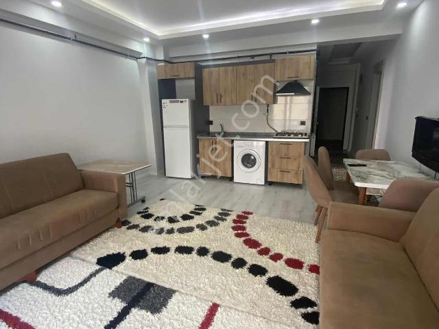Şehitler Mah İnönü Cad Servis Güzergahında Kiralık 1+1