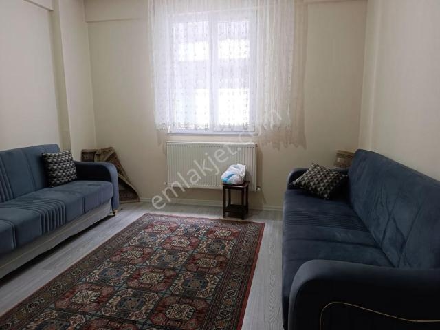 Şehitler Mahallesinde Satılık Arakatta 2+1 Eşyalı Daire