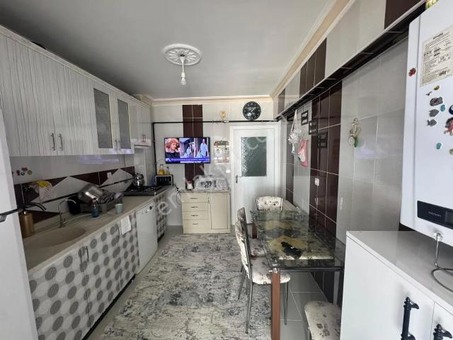 Şehitler Cd Yanı 3+1 120m² Asansörlü 2.kat Ön Cephe Fırsat Daire