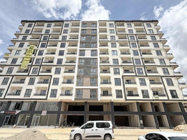 ŞEHİR HASTANESİ KARŞISI SATILIK 1+1 LÜKS DAİRE İSBAY EMLAK'TA