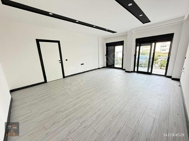ŞEHİR HASTANESİNE 5 DK 175 M 2 AYRI DAİRE KULLANIMLI SIFIR