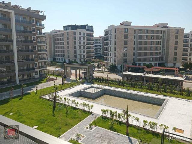 ŞEHİR HASTANESİNE YAKIN SİTEDE EŞYALI KİRALIK 1+1 LÜKS DAİRE