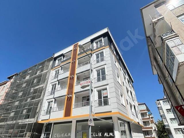 ŞEHİR MERKEZİNDE 1+1 SATILIK OFİS