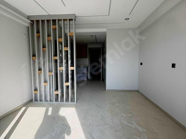 ŞEHİTLER MAHALLESİNDE CUMARTESİ PAZARI YAKINI SIFIR DAİRE