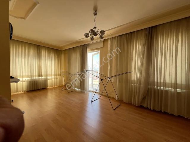 Şehir Manzaralı, Merkezi Geniş Ve Aydınlık Dubleks Daire !