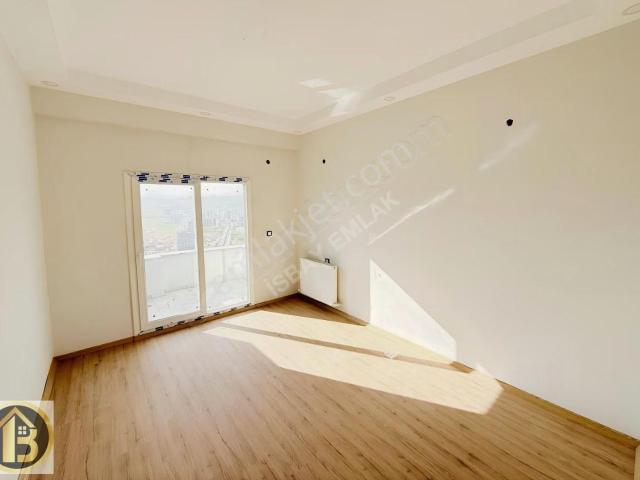Şehir Manzaralı Satılık Lüks 4+1 Dubleks Daire İsbay Emlak'ta