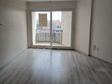 Şehir Merkezi Asansörlü Ofis Daire Satılık