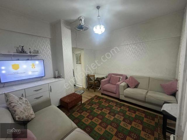 Şehir Merkezinde 1+1 Bakımlı Kiralık Daire