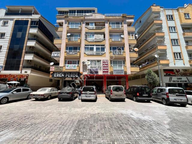 Şehir Merkezinde 3+1 Ayrı Mutfak Asansörlü Satılık Daire