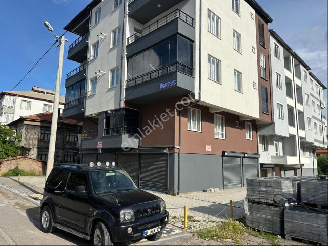 Şehir Merkezinde Garajlı Daire Yeni Bina Sahibinden