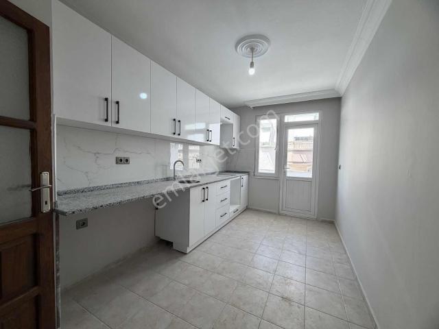 Şehir Merkezinde Geniş Ve Ferah 2+1 Kiralık Daire