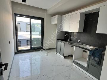 Şehir Merkezinde Doğalgaz Isıtmalı 2+1 Sıfır Daire