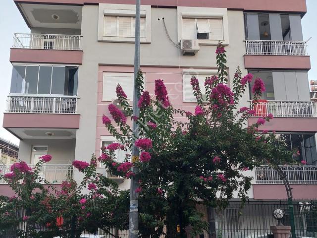 Şehir Merkezinde Doğalgazlı Bakımlı Geniş 5+1 Kiralık Dubleks