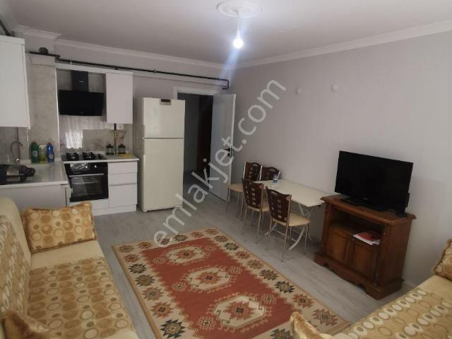 Şehir Merkezinde Eşyalı Kiralık 1+1 Daire