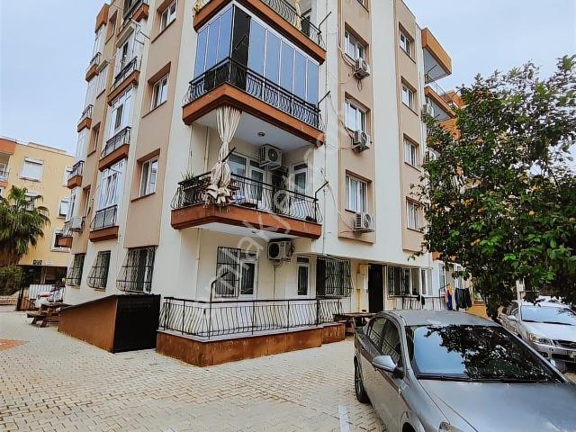 Şehir Merkezinde Hastane Avm Ulaşım Yakını Katta 3+1 Daire