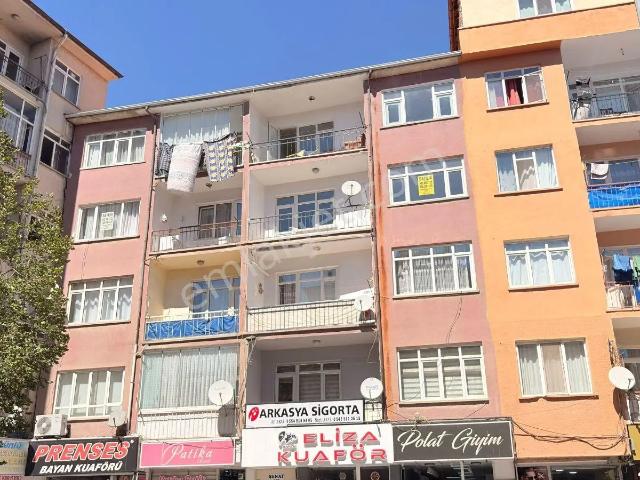 Şehir Merkezinde Satılık 3+1