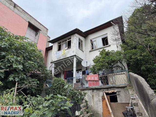 Şehir Merkezinde Satılık Kargir Bina