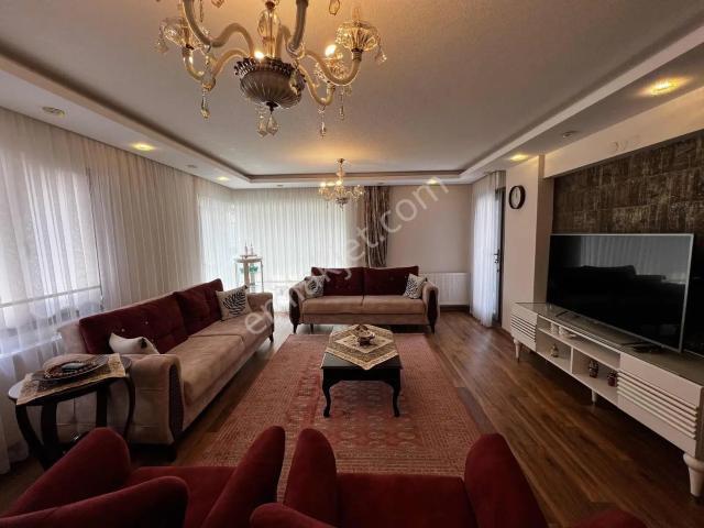 Şehir Merkezinde Rüya Gibi Bir Ev