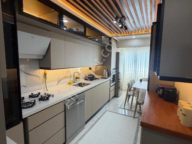 Şehir Merkezinde Ultra Lüks 3 + 1