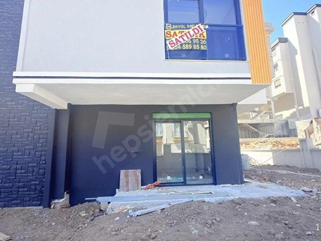Şehir Hast. 7 Dk Fevzi Çakmak Mah. 1+1 Bahçe Katı