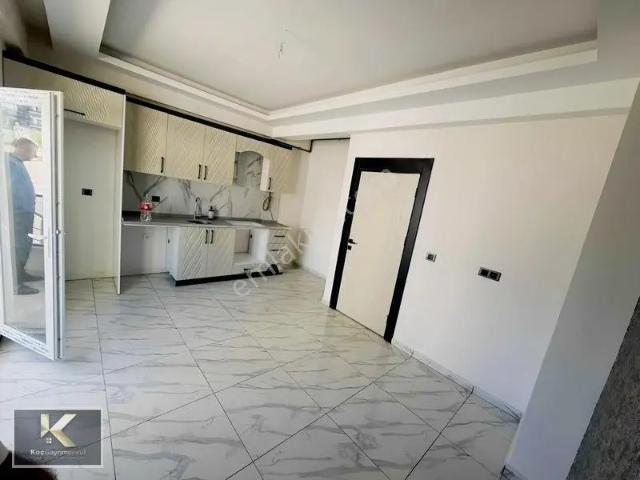 Şehir Hastahanesi Yanında Kiralık 2+1 Sıfır Daire