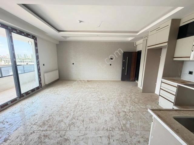Şehir Hastanesi Yanında Arin Yapı'da 2+1