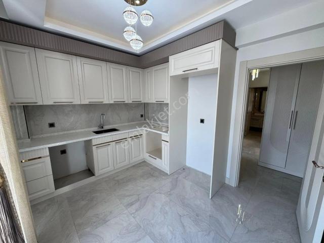 Şehir Hastanesi Yanında Sıfır Satılık 2+1 Lüx Daire