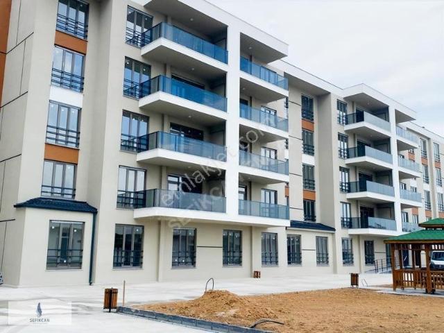 Şehir Hastanesi Yakını Eşyalı Kiralcılı Stüdyo Daire 0 Yaş