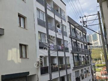 Bayraklı, İzmir ili, Ege Bölgesi - Balkon