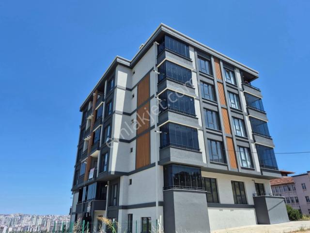 Şehir Hastanesi Yakını Sıfır Önü Açık Kiralık 1+1