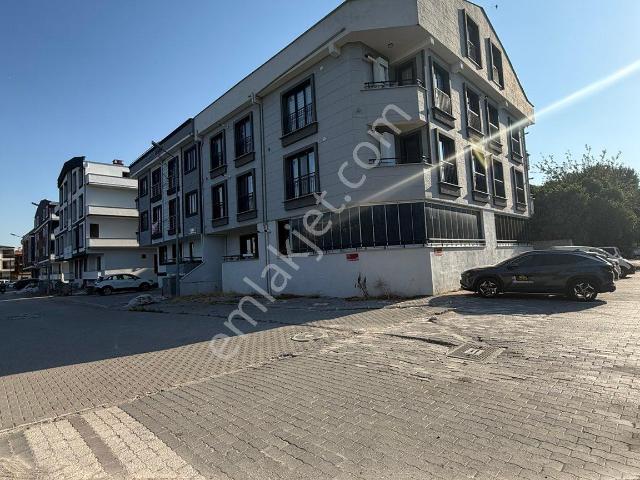 Şehir Hastanesi Yakını Satılık 1+1 Ara Kat
