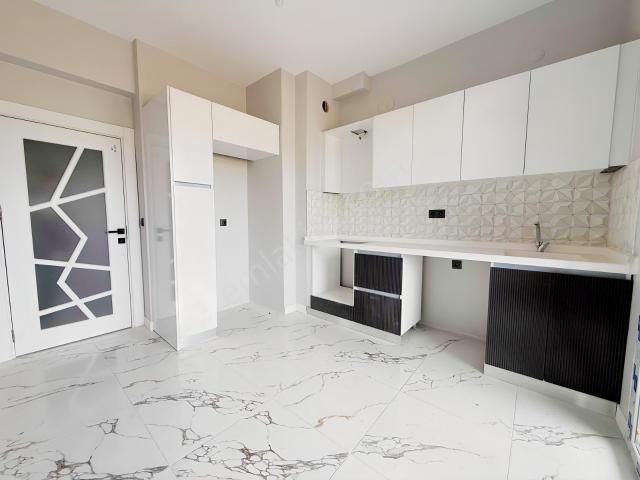 Şehir Hastanesi Karşısı Ayrı Mutfaklı 2+1 Kiralık Daire