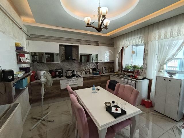 Şehir Hastanesi Karşısı Kiralık 4+1 Havuzlu Daire