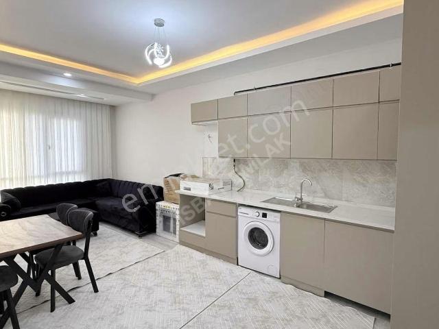 Şehir Hastanesi Karşısı Satılık Eşyalı 1+1 Lüks Daire