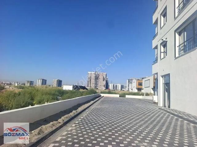 Şehir Hastanesinde Bağımsız Mutfak Sıfır Kiralık Daire