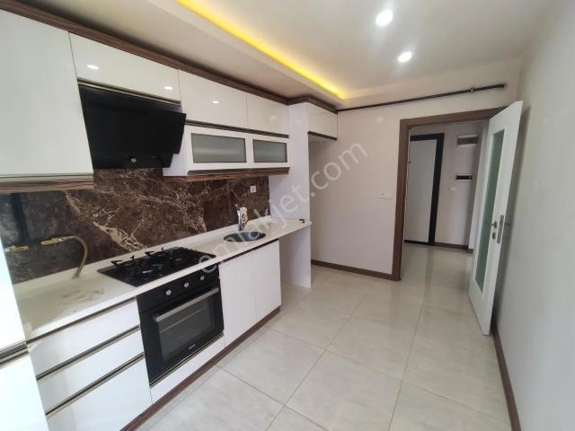 Şehir Hastanesine Yakın Ayçadan Satılık 2+1 Giriş Kat Daire