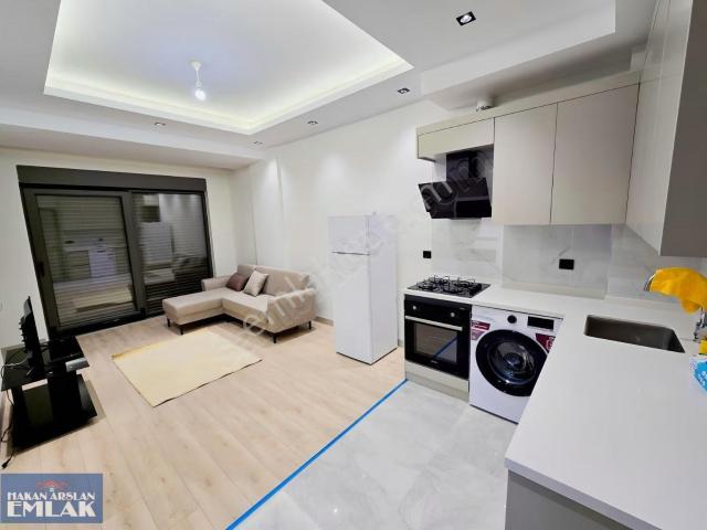 Şehir Hastanesine Yakın Sıfır Dairede Sıfır Eşyalı 1+1 Daire