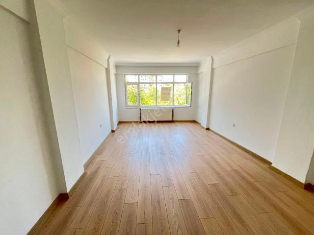 Şehir İçinde 3+1 Satılık Arakat Daire