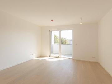 EHK 100 | 3 Zi Familienwohnung mit Loggia + Abstellraum